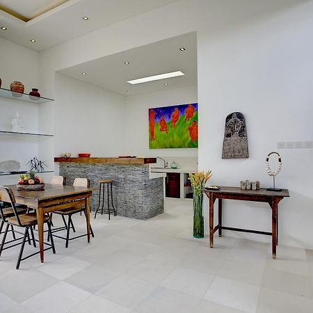Villa Jonas Seminyak  Room photo