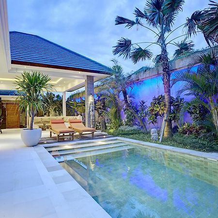 Villa Jonas Seminyak  Room photo