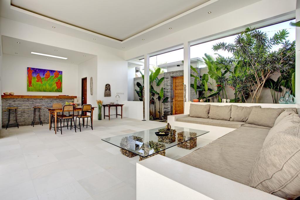 Villa Jonas Seminyak  Room photo