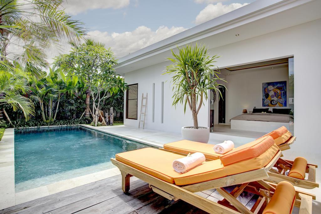 Villa Jonas Seminyak  Room photo